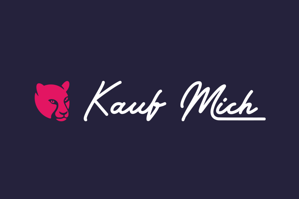Kaufmich.com Logo auf dunkelblauem Hintergrund.